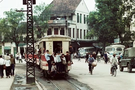 Exposición de fotógrafo alemán brinda al público visión sobre Hanoi en época antigua