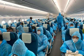 Proponen tres fases de reapertura de vuelos internacionales a Vietnam