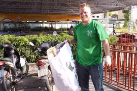 James Joseph Kendall y la misión "Mantener Hanoi limpio"