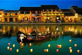 Hoi An lista para festejos de fin de año 