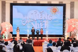 Lanzan programa televisivo "Hola idioma vietnamita" 