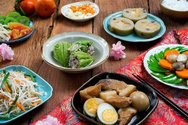 Ofrendas típicas de la región sureña de Vietnam en ocasión del Tet