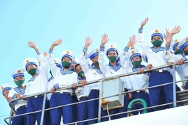 Felicitan a soldados y pobladores del distrito insular Truong Sa con motivo del Tet