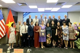 Vietnam y Estados Unidos experimentan buenas relaciones multifacéticas
