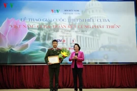 Premiación de concurso sobre relaciones Vietnam – Cuba