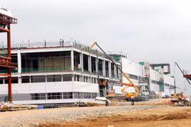 Reporta Vietnam alza abrupta en atracción de inversión extranjera