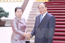  Vicepremier vietnamita recibe a homóloga cambodiana