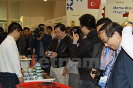 Productos vietnamitas captan atención en exposición alimentaria Moscú