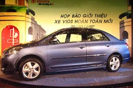 Toyota Vietnam revisa casi cuatro mil autos
