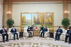 Delegación partidista vietnamita visita Corea del Norte