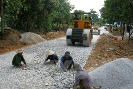  Facilitan transporte entre Tay Nguyen y provincias costeras