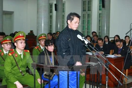Proponen prisión contra ex directivo de banco vietnamita por corrupción
