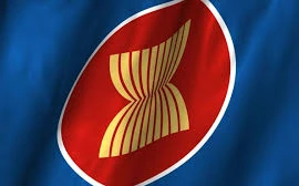  Izada bandera de ASEAN en Ucrania