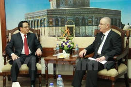 Delegación partidista vietnamita visita países de Medio Oriente
