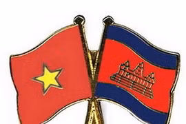 Conmemoran Día Nacional de Cambodia en Hanoi