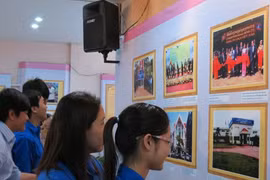 Abierta exposición sobre cooperación en seguridad Vietnam-Laos