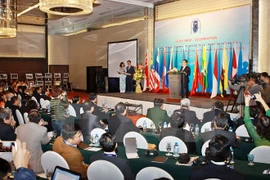 Representantes de Vietnam elegidos como presidente y secretario general de FPA