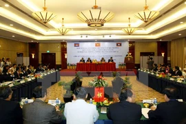 Unen manos Vietnam, Laos y Cambodia para lucha contra drogas