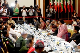 Myanmar retira a grupos armados de lista de organizaciones ilegales