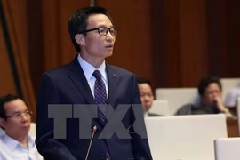 Tres vicepremieres y 13 titulares sectoriales comparecen ante parlamento