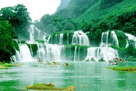 Vietnam y China dialogan sobre cooperación en cascada de Ban Gioc