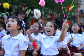 Inauguran nuevo año escolar en Vietnam