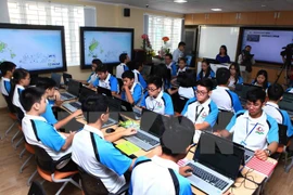 Apoya Sudcorea a Vietnam en aplicación de TI en educación