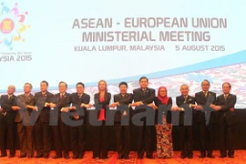 ASEAN y socios comprometidos a reforzar cooperación regional