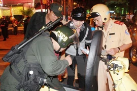 Ciudad Ho Chi Minh honra aportes de la policía