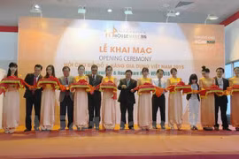 Abren feria de productos maderos y muebles de Vietnam