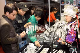 Provincia china de Yunnan impulsa exportación de productos a Vietnam