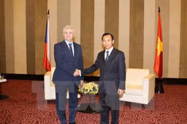 Concede Vietnam gran importancia a nexos con República Checa