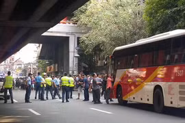 Un hombre armado ataca autobús en Filipinas