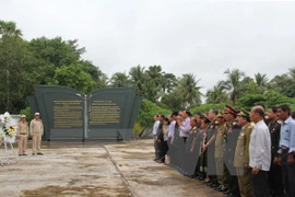 Homenajean a mártires vietnamitas caídos en Laos