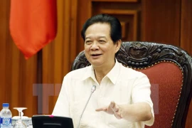 Premier preside reunión sobre impactos de devaluación de yuan