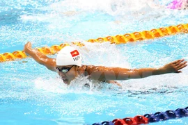 Conquista Anh Vien otra medalla en Copa Mundial de natación