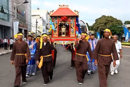 Desarrollan festival en honor a soberano marítimo en Vung Tau