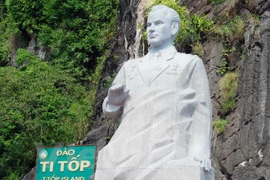 Inauguran monumento de Guerman Titov, gran amigo de Vietnam