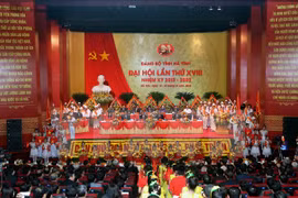 Urgen a Ha Tinh continuar acelerando desarrollo local