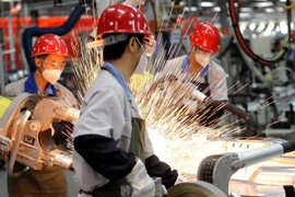 Indonesia planea atraer a 13 mil millones de dólares de inversión japonesa