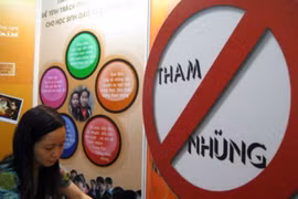 Eficientes líneas directas contra la corrupción en Vietnam