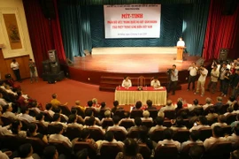 Tribuna abierta en Can Tho en rechazo a ilegal acto chino en Mar Oriental (Fuente: VNA)