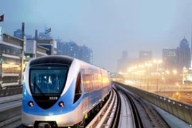 Aceleran estudio del proyecto de tren expreso 