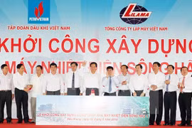 El primer ministro de Vietnam, Nguyen Tan Dung, inauguró la construcción de la planta termoeléctrica Song Hau 1 (Fuente: VNA)