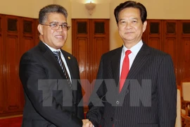 El primer ministro Nguyen Tan Dung y el vicepresidente Elías José Jaua Milano (Fuente: VNA)