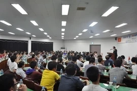 Estudiantes promueven amistad Vietnam - Sudcorea 