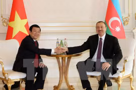 El presidente de Vietnam, Truong Tan Sang, y su homólogo azerbaiyano, Ilham Alyev (Fuente: VNA)