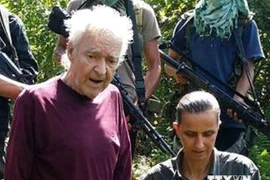 Dos rehenes alemanes capturados por Abu Sayyaf en el Sur de Filipinas (Fuente: AFP/VNA) 