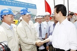 Premier destaca importancia del proyecto de bauxita