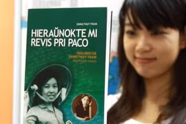 El libro “Diario de Dang Thuy Tram” traducido al esperanto (Fuente:VNA)